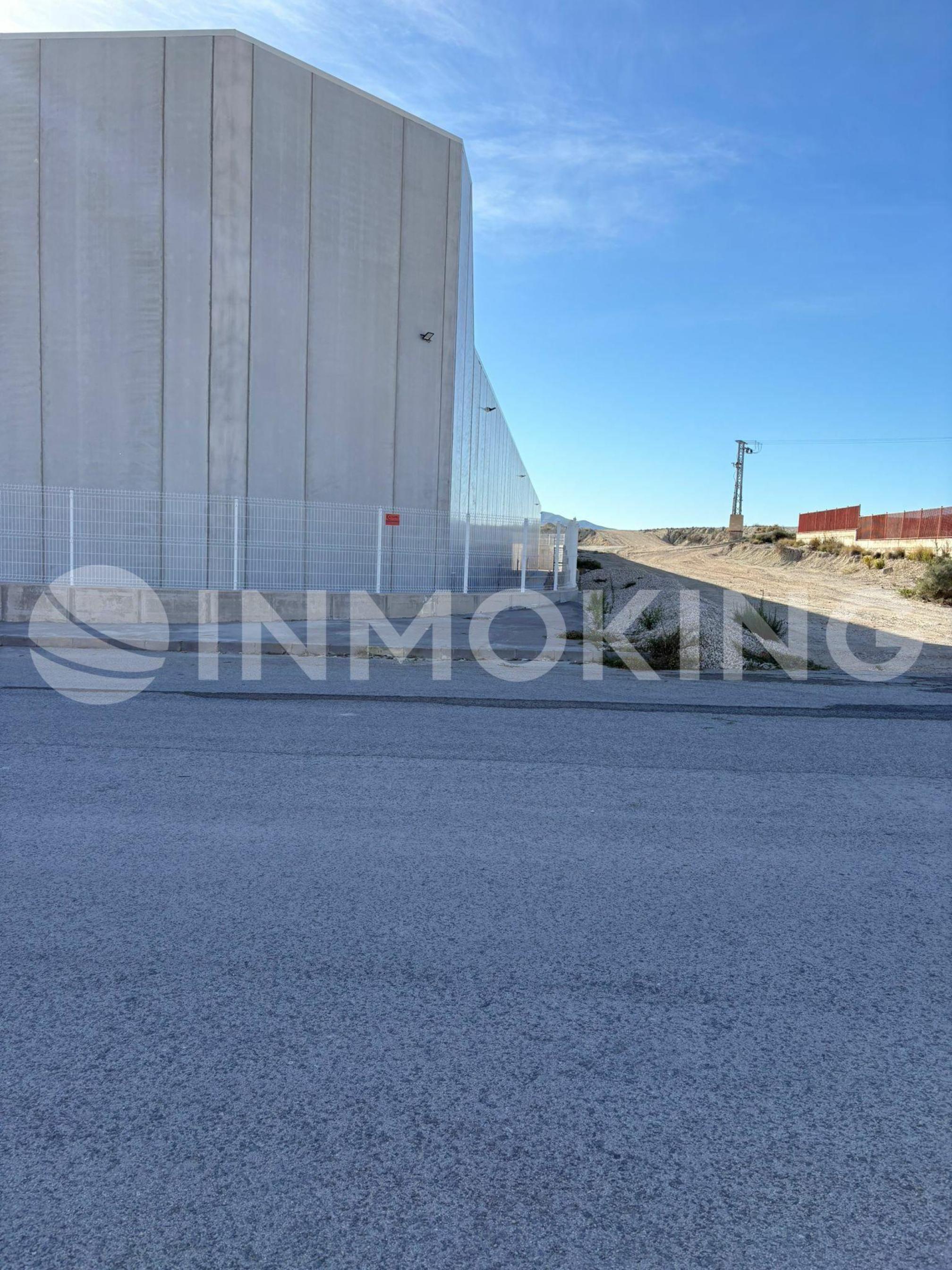 Foto de la propiedad Nave logística 5.385 m2_P.I. El Semolilla 